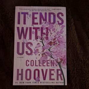'It Ends With Us' Novel - Pink Cover